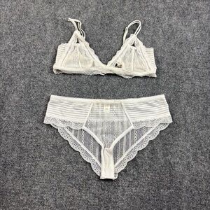 NAKED PRINCESS Women’s White Lace Lingerie Set Bralette: Small Panties: Medium